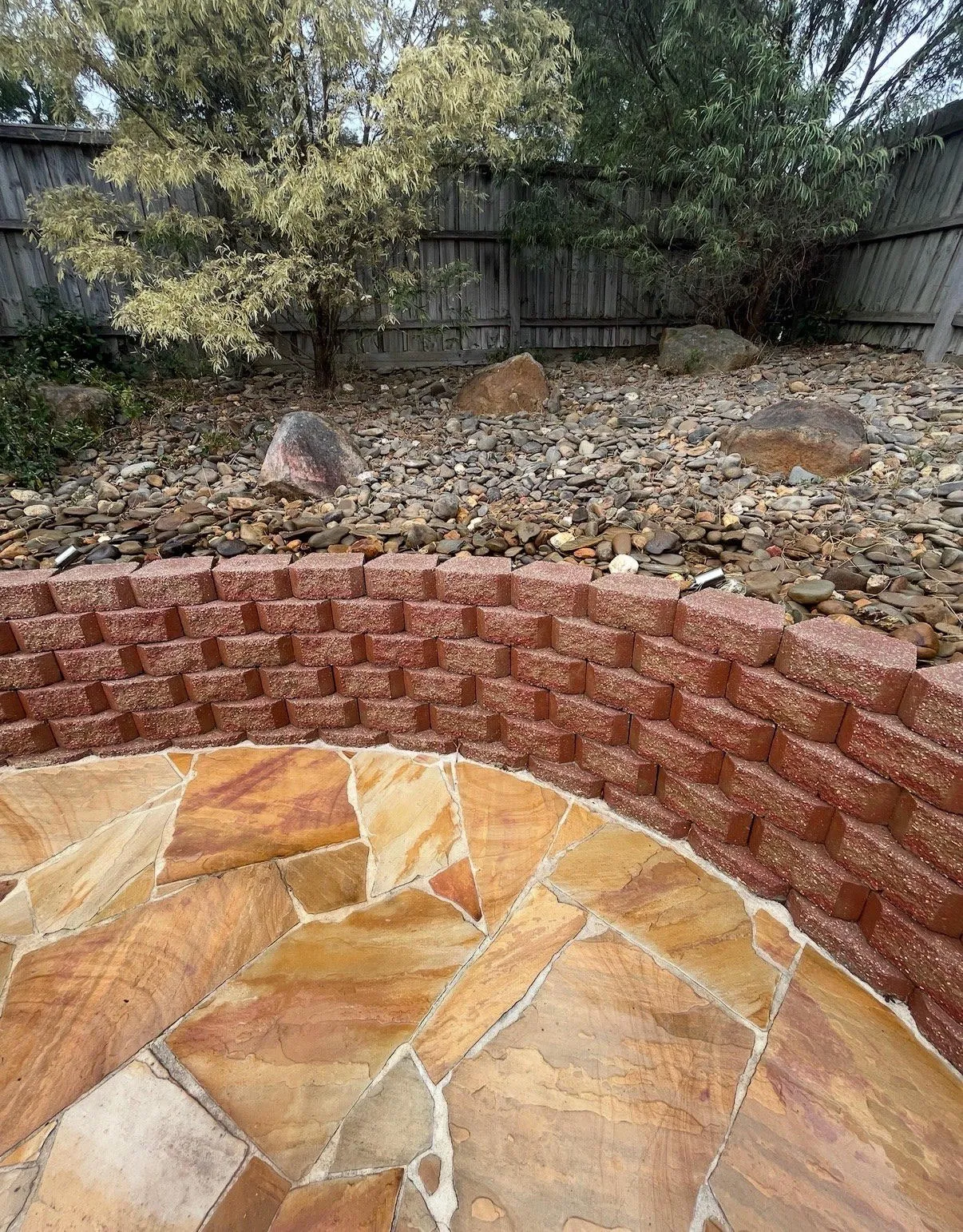 Retainer Wall Pressure Washing